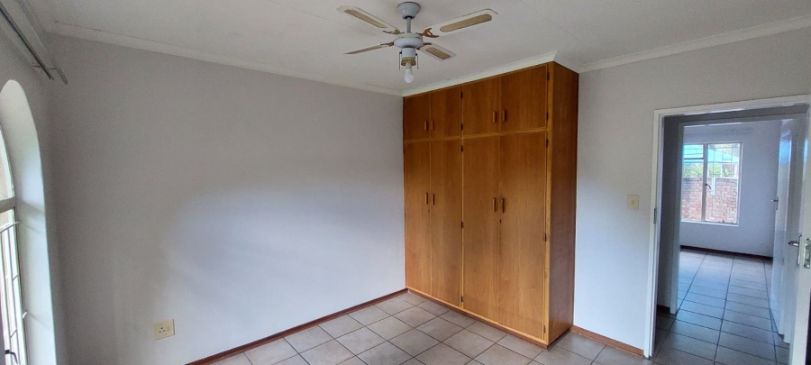 To Let 3 Bedroom Property for Rent in Pentagon Park Free State